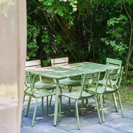 3 Bedroom Amazing In Oud Gastel * Oud-Gastel