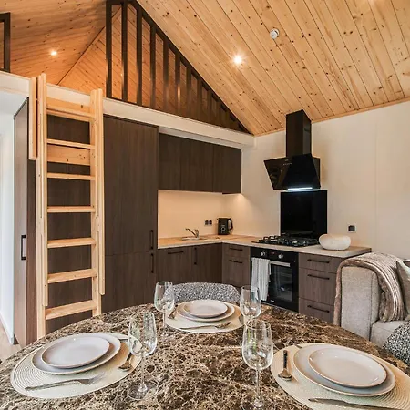 3 Bedroom Amazing In Oud Gastel Vakantiehuis *