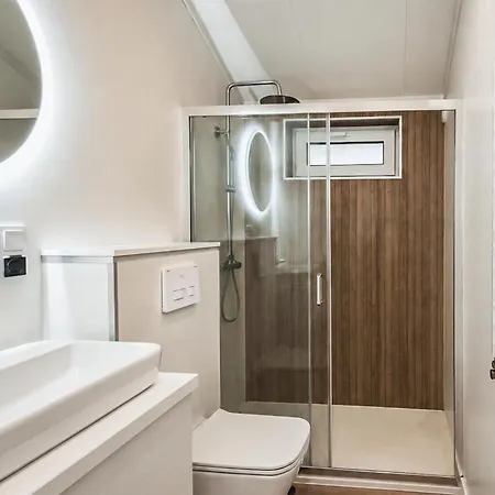 Dom wakacyjny 3 Bedroom Amazing In Oud Gastel